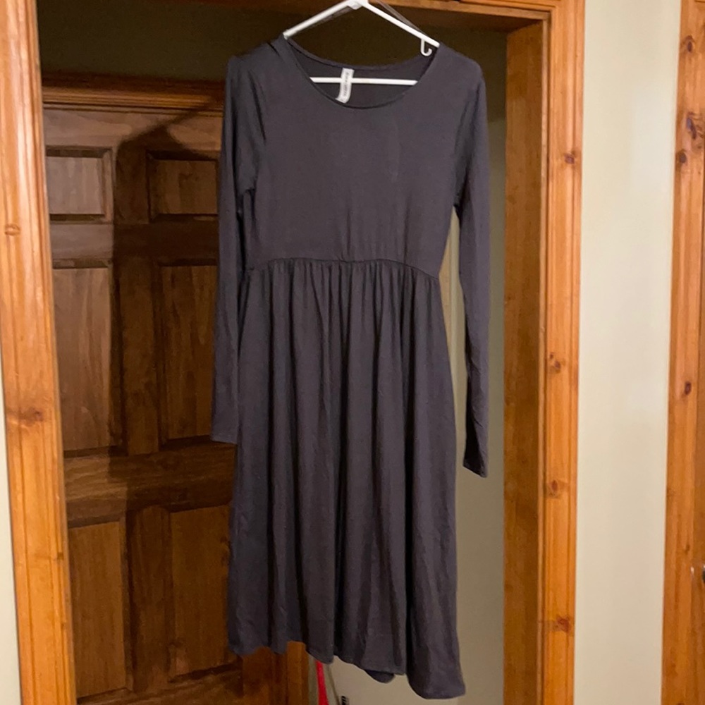 Boutique brand midi